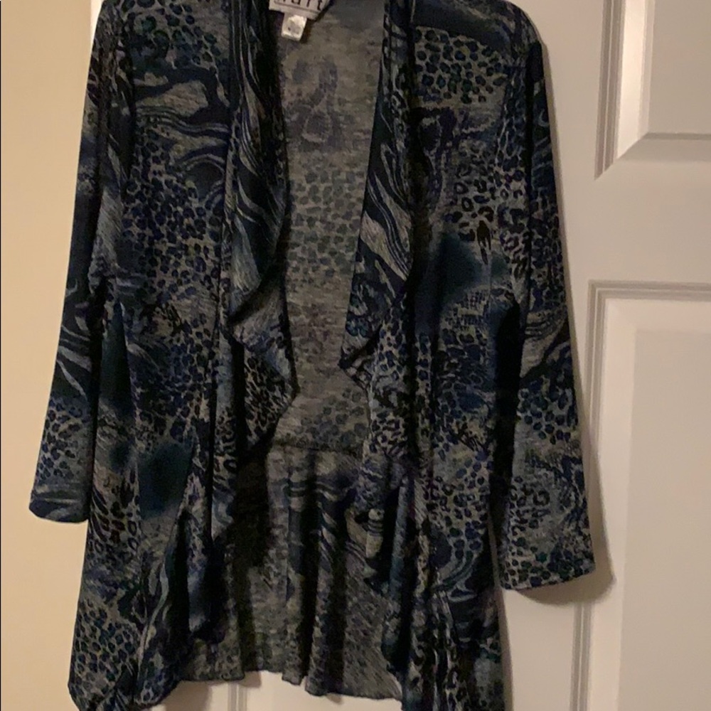 Silky teal/black flattering jacket